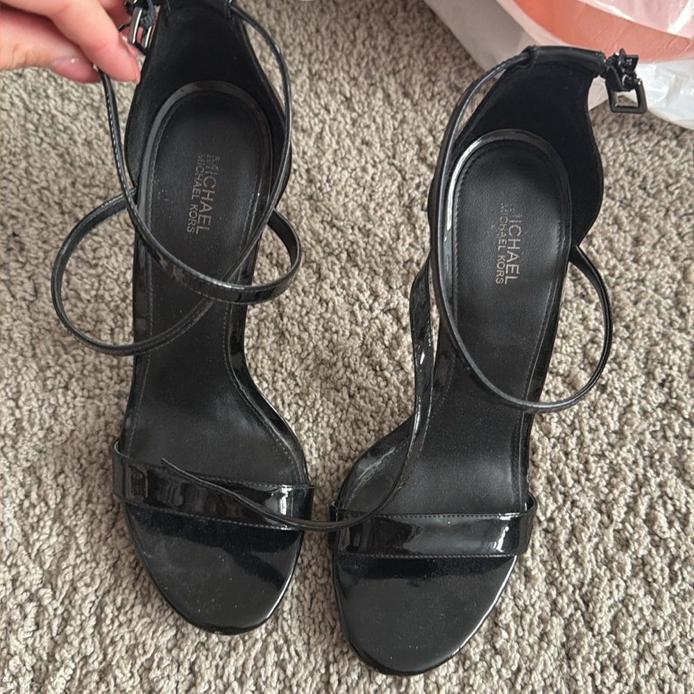 Heels!! - Picture 4 of 4